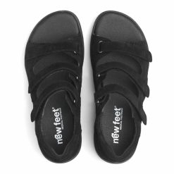 New Feet Sandaler Svart med tre kardborreremmar ovanifrån