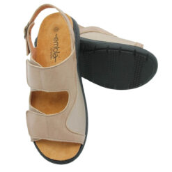 Embla Damsandal Beige med elastisk insida och hälrem - Ergoflex underifrån